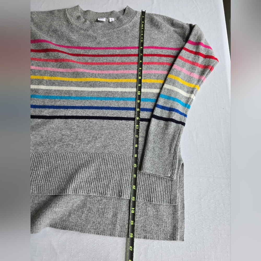 GAP Women's Gray Sweater with Multicolor Stripes Colorful Feastive - Picture 4 of 8